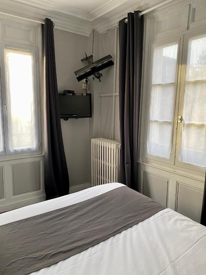 Céline - De La Gare Hotel Rouen